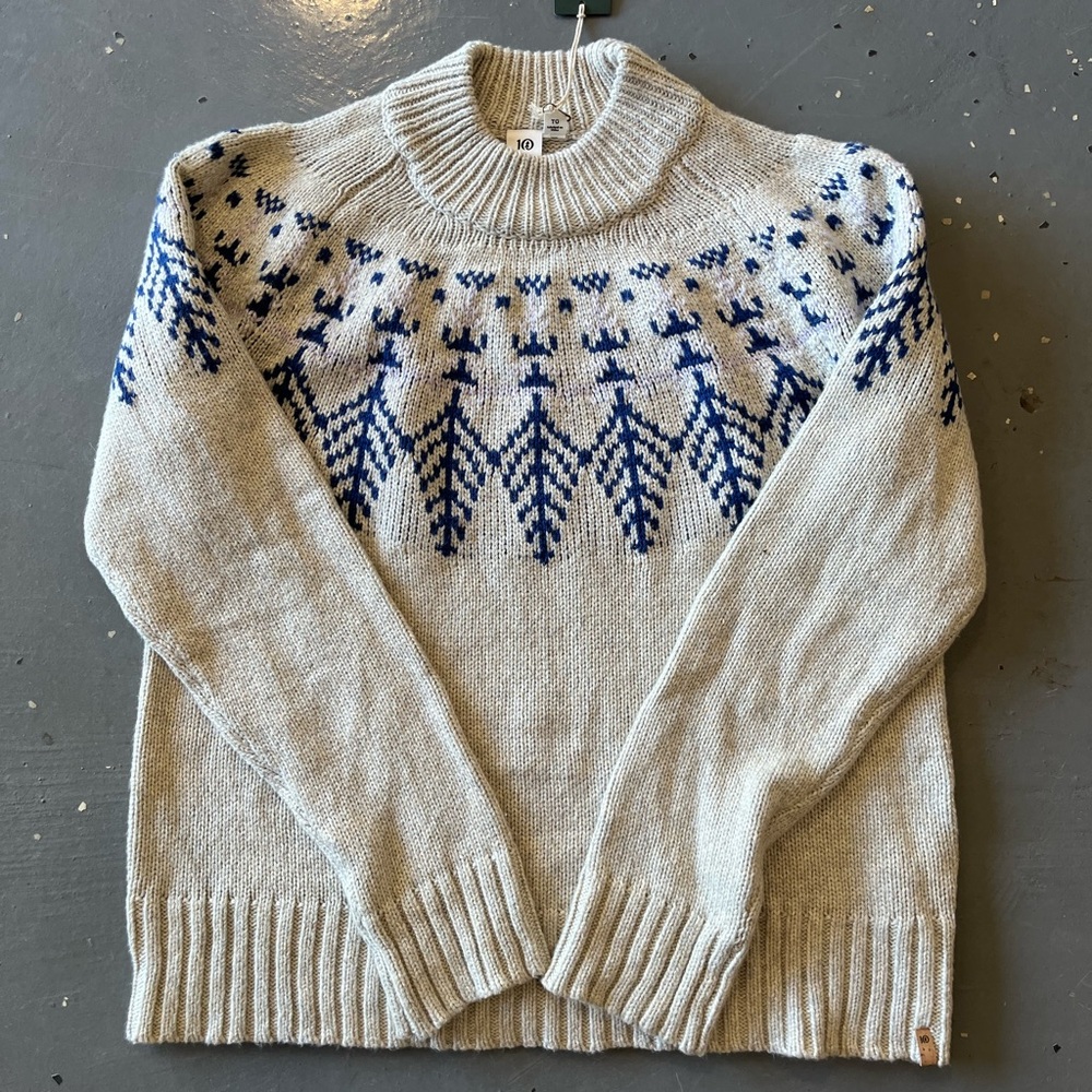 NWT Tentree patterned sweater in cream and blue